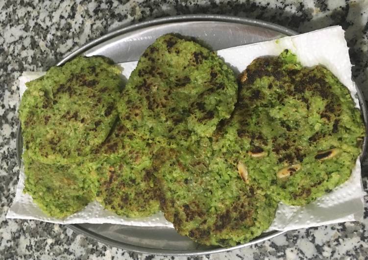 Hamburguesas veganas con sésamo y piñones