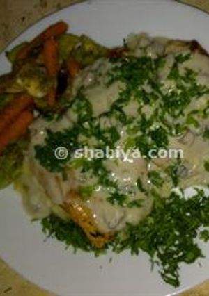 صورة لوصفة طريقة عمل دجاج بصوص الفطر والبطاطا الماش