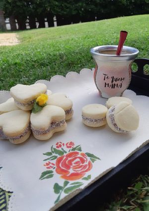 Una foto de Alfajores de Maizena Húmedos (SIN MANTECA)