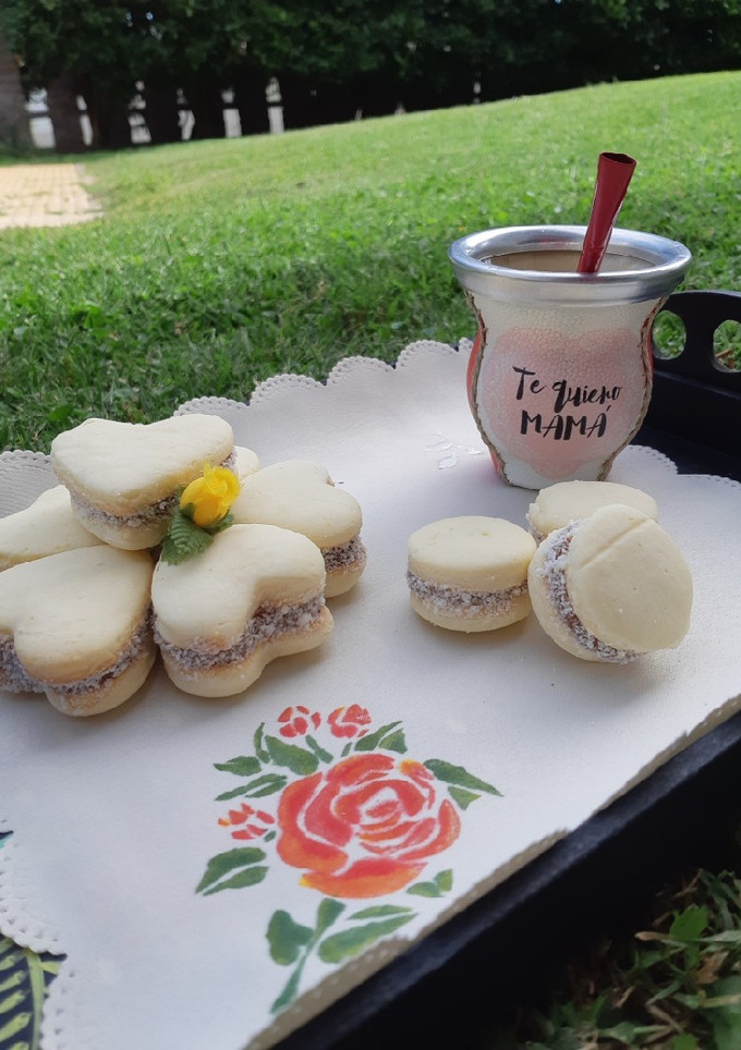 Una foto de Alfajores de Maizena Húmedos (SIN MANTECA)