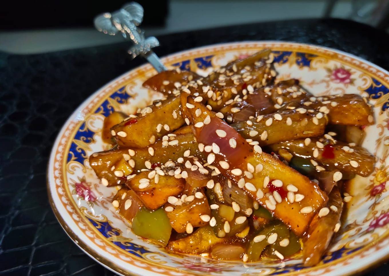 Potatoes with honey and pepper