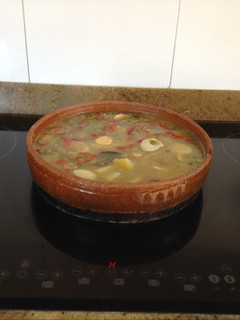 Una foto de Patatas en salsa verde
