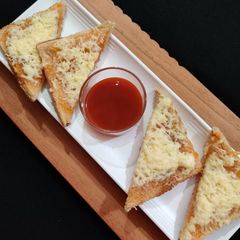 A picture of Tangy cheese toast.