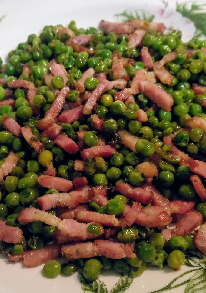 Una foto de Guisantes con bacon