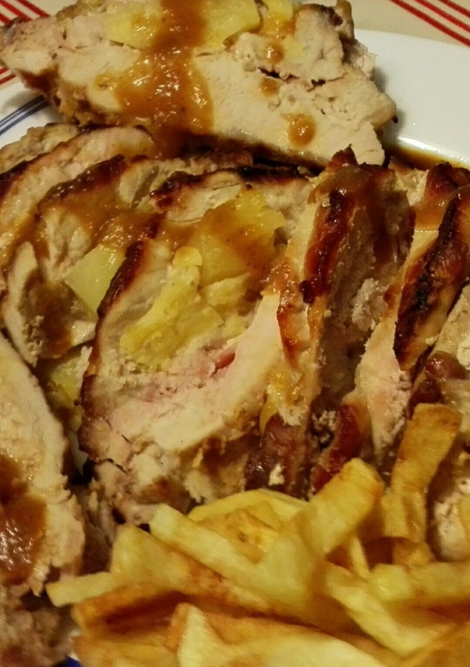 Una foto de Cinta de lomo rellena con piña