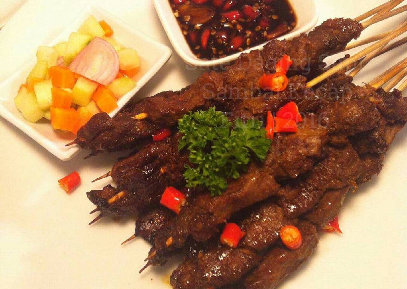 Sate Sapi Dengan Sambal Kecap