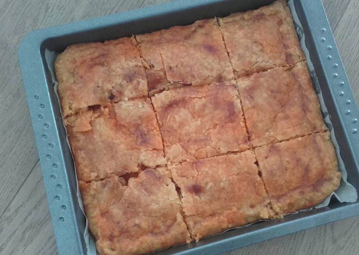 Coca de pisto con queso