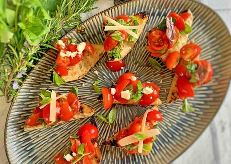 Simple Way to Prepare Homemade Bruschetta