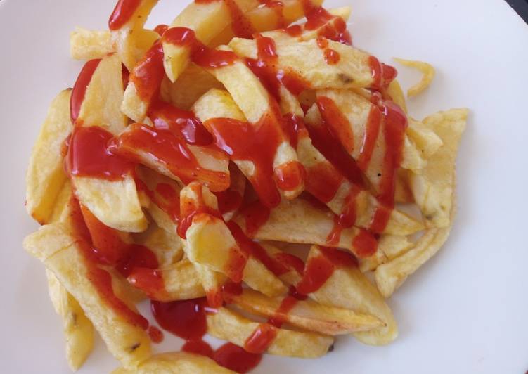 Recipe of Super Quick Homemade Chips with Chilli sauce