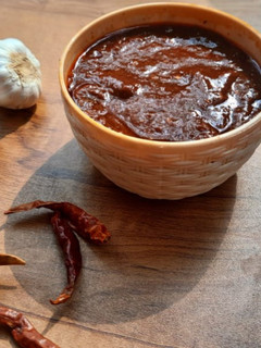 A picture of Schezwan sauce.