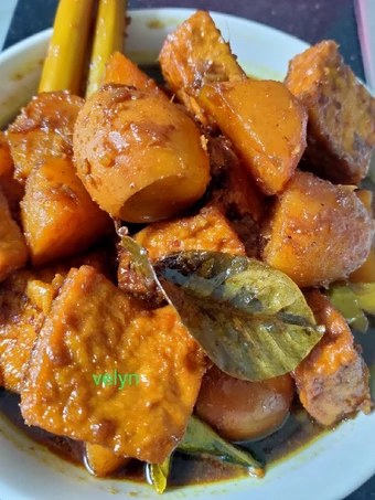 Cara Gampang Membikin Resep Semur Tahu, Telur, Kentang 🥚 🥔 yang Uenak Anti Ribet, Mantap