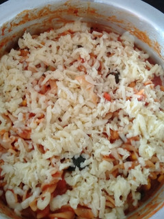 ચીઝ પાસ્તા (Cheese Pasta Recipe In Gujarati) રેસીપી મુખ્ય ફોટો
