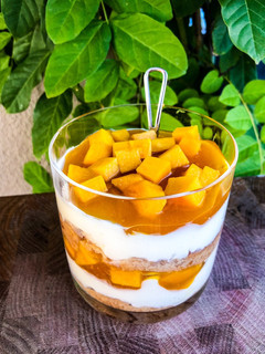 Una foto de Tiramisú de mango