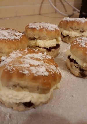 Angol tejszínes scone recept fotója