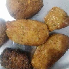 A picture of Urad daal pakoda.