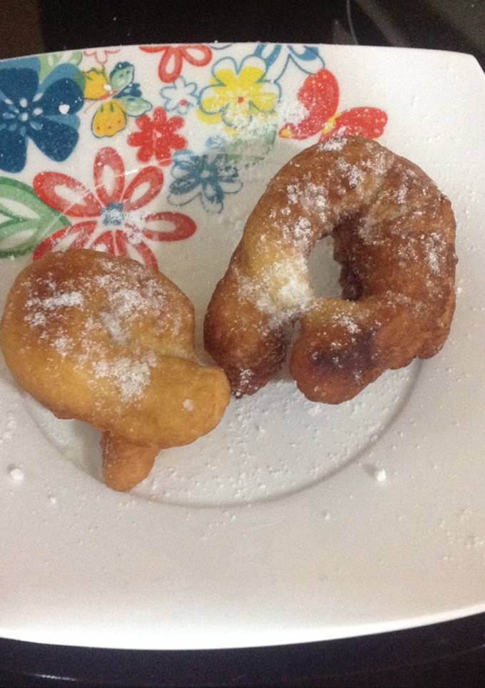 Una foto de Rabos de gato (rosquillas de anís)