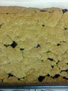 A picture of Cranberry oatmeal bars.