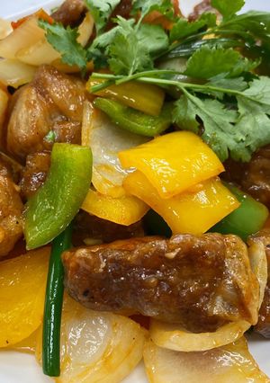 Hình của món Sườn xào chua ngọt.