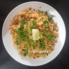 A picture of Street style Vegetable Pulao.
