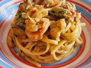 Una foto di linguine allo scoglio