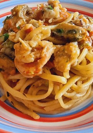 A picture of My Style Linguine allo Scoglio (Seafood Linguine).