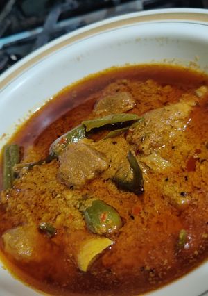 A picture of Achar Gosht.