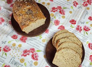 Una foto de 🍞🌾 Pan de molde integral multisemillas 🌾🍞 Harina integral + 0000 + salvado de trigo + semillas