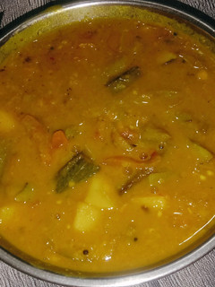 सांबर (Sambar recipe in hindi) रेसिपी मुख्य फोटो