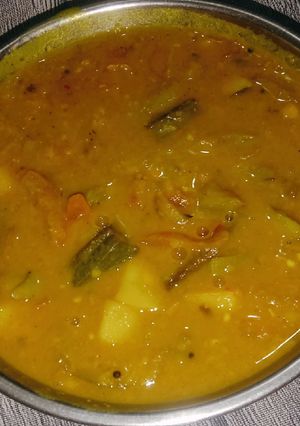 सांबर (Sambar recipe in hindi) रेसिपी मुख्य फोटो