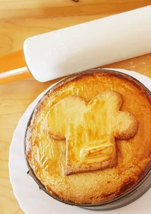 Foto di Bocconotto o pasticciotto con crema e amarene
