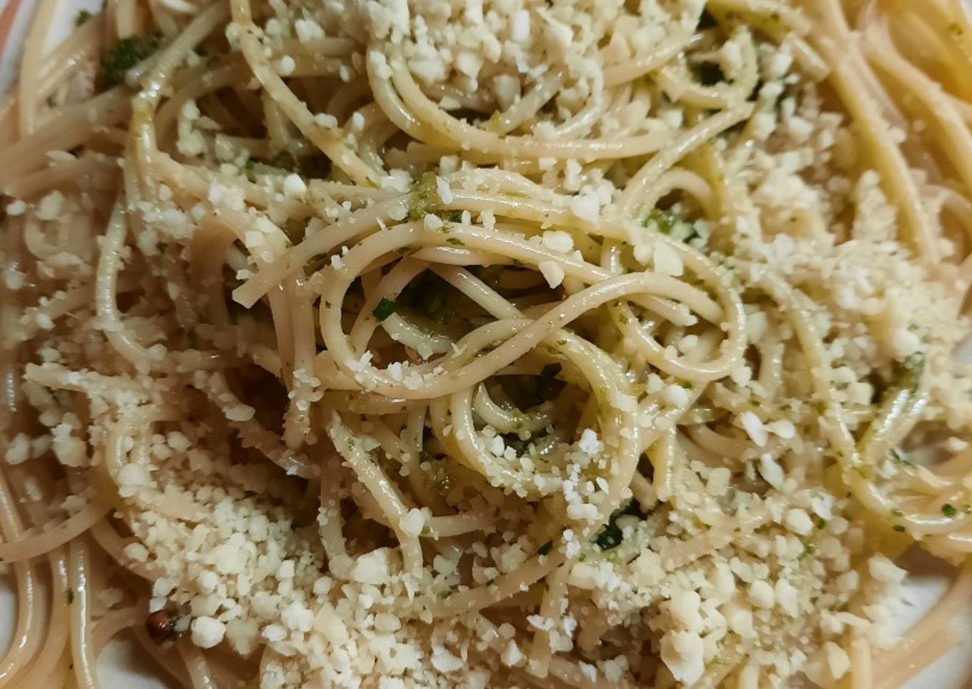 Fideos con pesto (en cubitos)