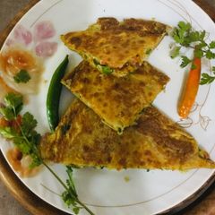 A picture of Stuffed Egg Parathas.