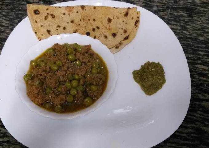 Mattar Kheema n Roti# Authors marathon#festive contest-Mombasa