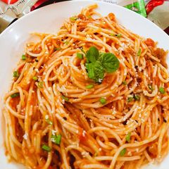A picture of Spaghetti Bolognese.