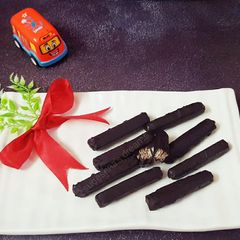 Homemade Kit-Kat Chocolate A picture of Homemade Kit-Kat Chocolate.