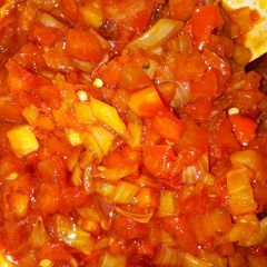 A picture of Tomatoes sauce.