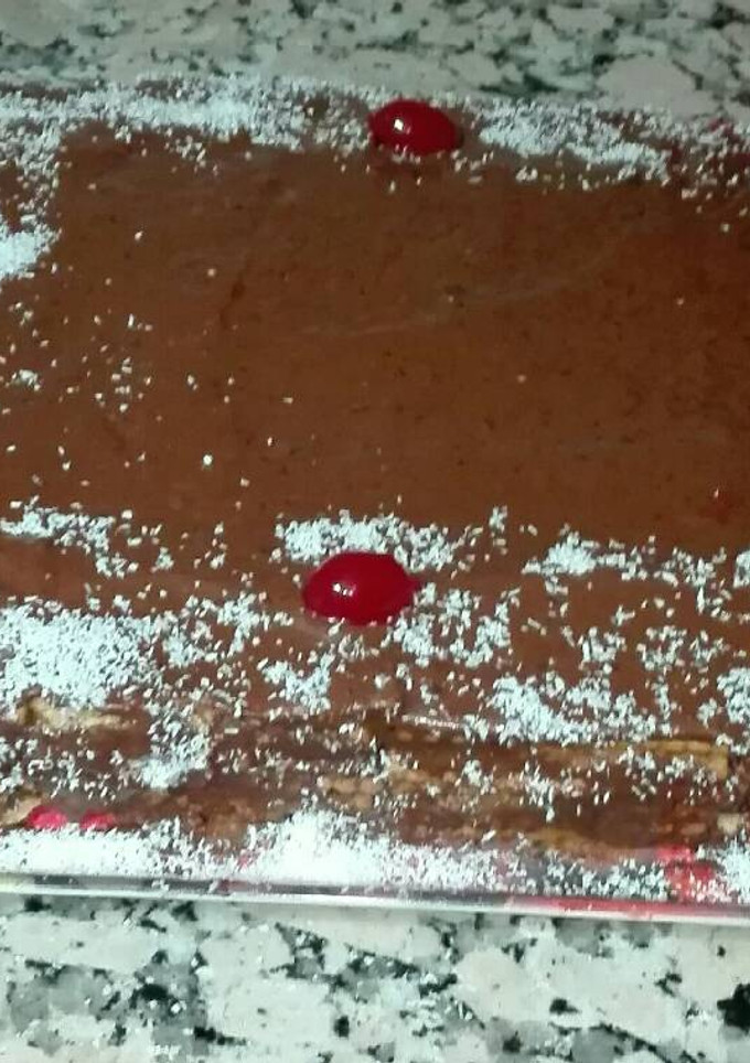 Una foto de Tarta de galletas, chocolate y dulce de leche