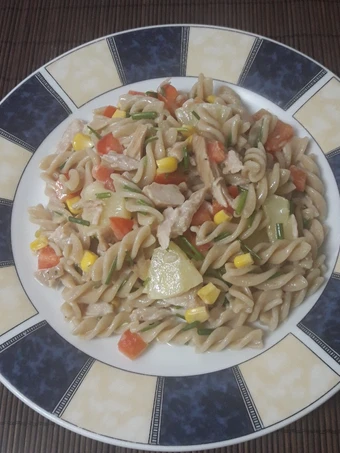 Pasos sencillos para Hacer Ensalada de pasta con pollo y fruta  que Delicioso