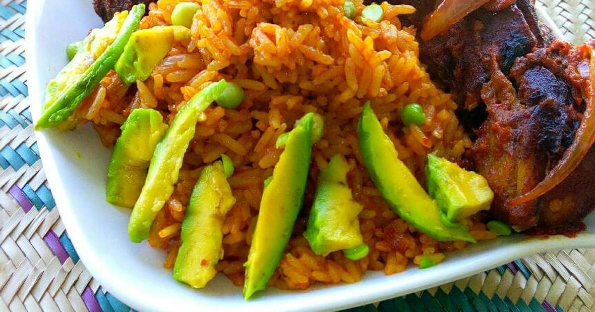 Nigerian Jollof Rice (smoky without firewood or buring)