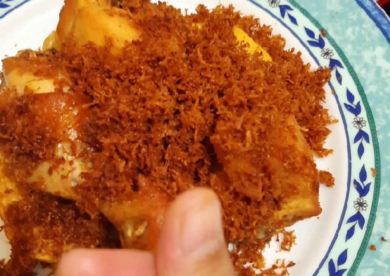 Ayam Goreng Serundeng