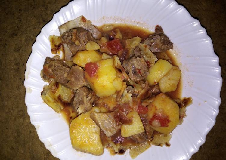 Recipe of Award-winning Beef stew with potatoes #4 week challenge#authormarathon