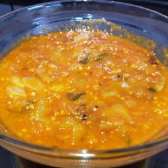 A picture of Homemade tomato sauce for meat, fish or pasta dishes.