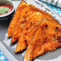 A picture of Sooji toast.