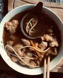 Soba con pollo apanado