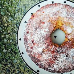 A picture of Jewish Apple Cake.