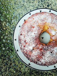 A picture of Jewish Apple Cake.