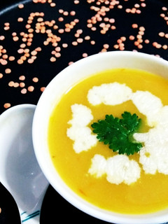 मसूर दाल सूप (Masoor dal soup recipe in hindi) रेसिपी मुख्य फोटो