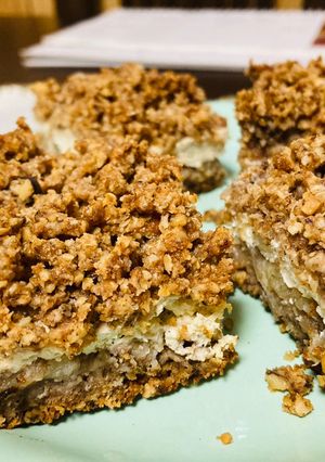 Túrós almás zabpelyhes sütemény recept fotója