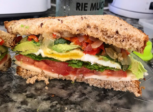 Una foto de Sándwich vegetariano🤤