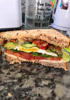 Una foto de Sándwich vegetariano🤤